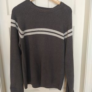 Mens large Old Navy Sweater.  Gray & Cream